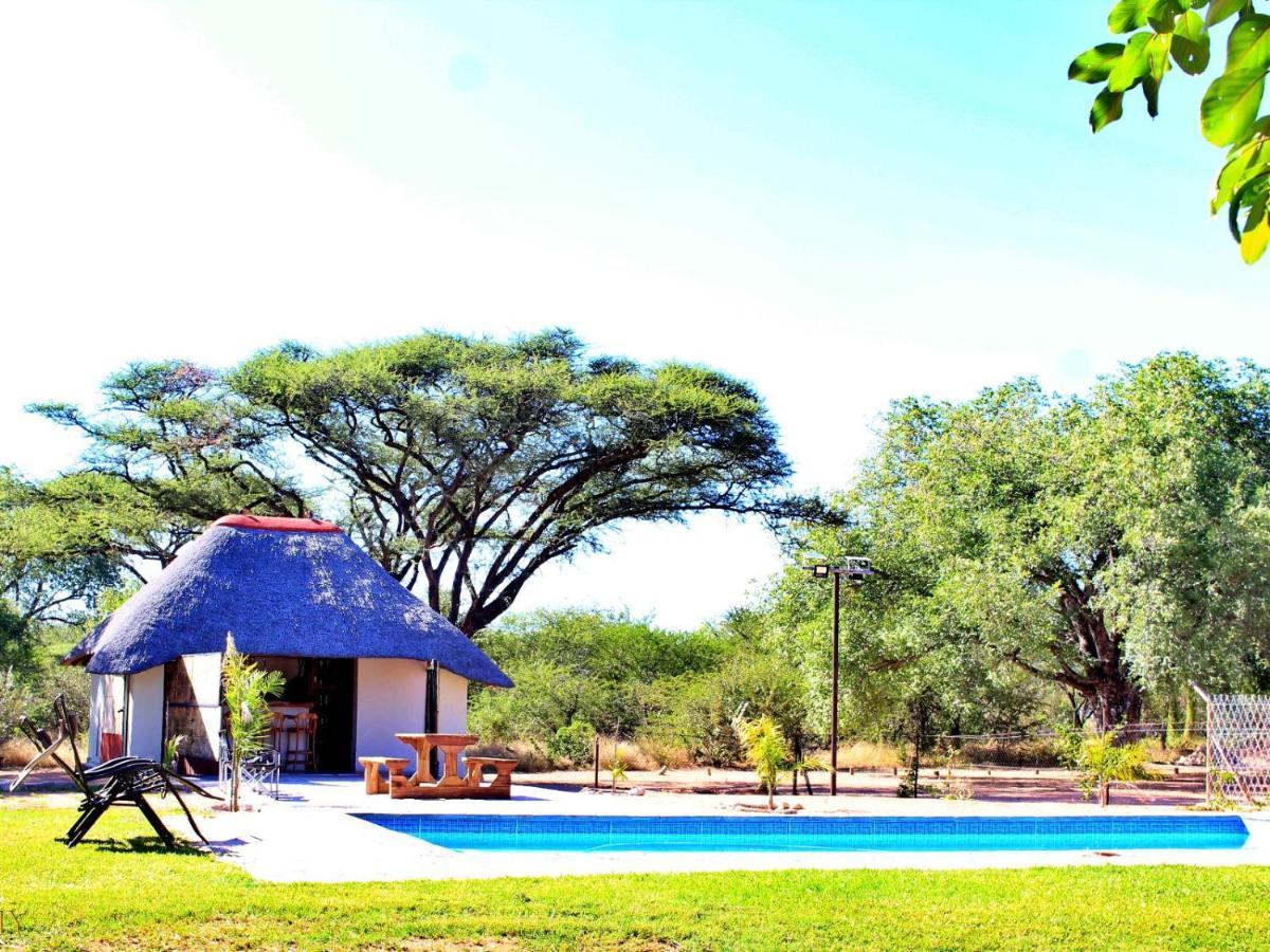 Abenab Lodge & Tours Cc Grootfontein Экстерьер фото